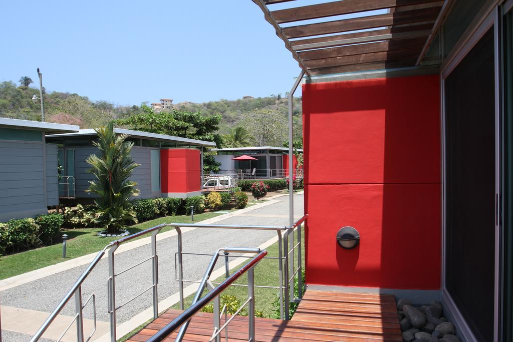 Hermosa Lofts Hotel Jaco Exterior photo